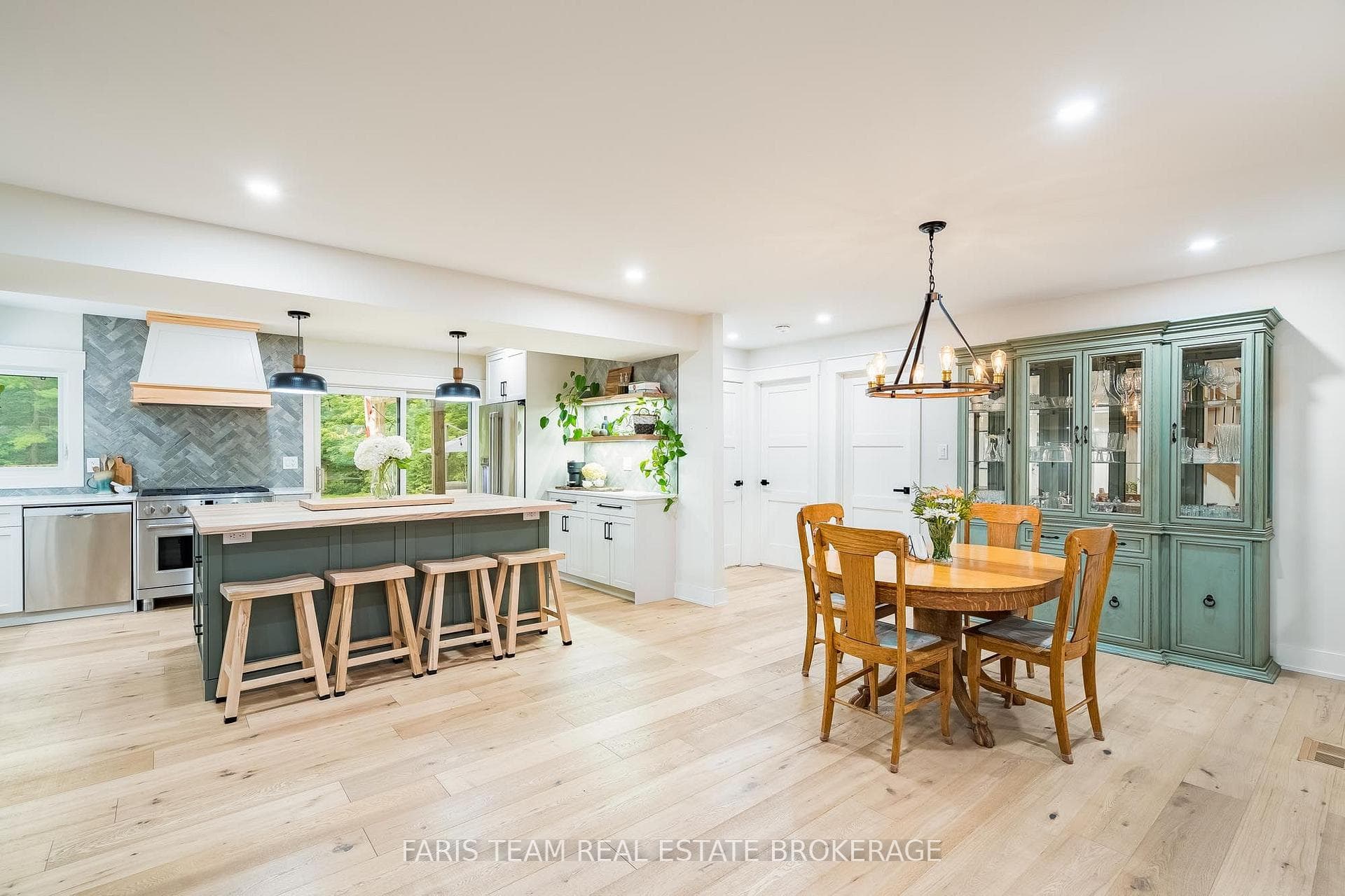 67 Doran Road photo 11