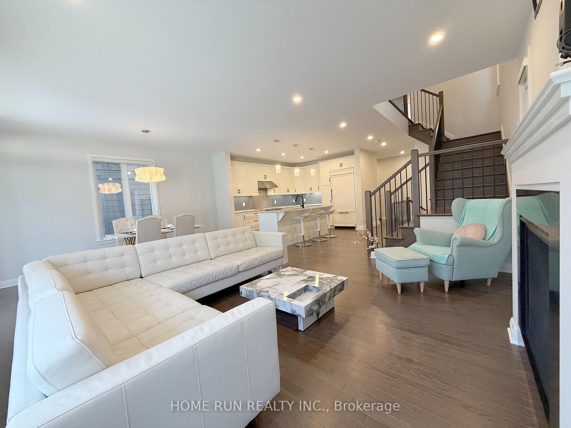 322 Lysander Place photo 21