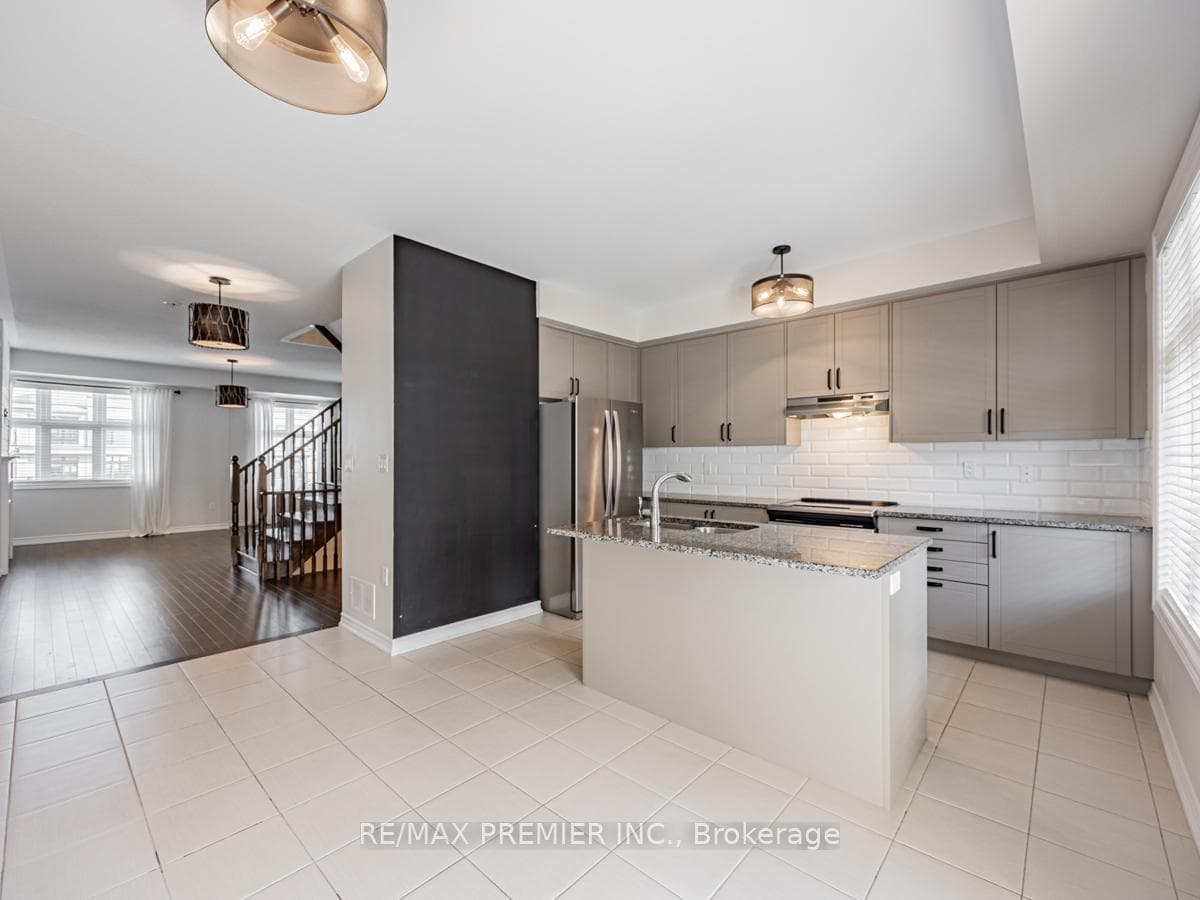 14 Westbury Way photo 14