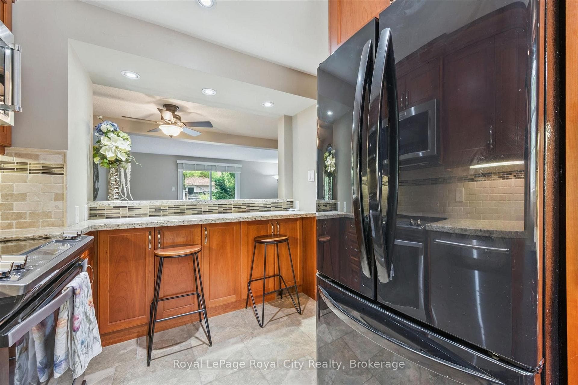 383 Edinburgh Road Unit 30 photo 24