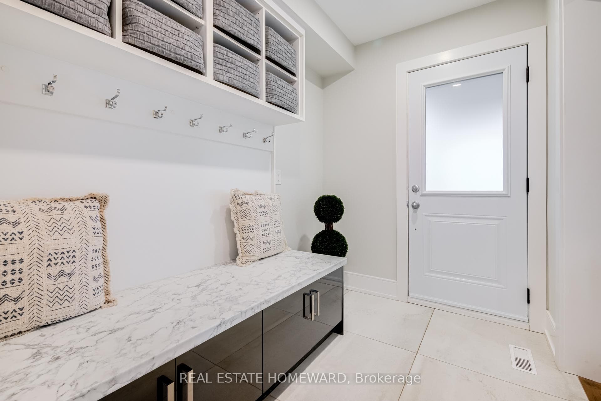 2212 Stillmeadow Road photo 28