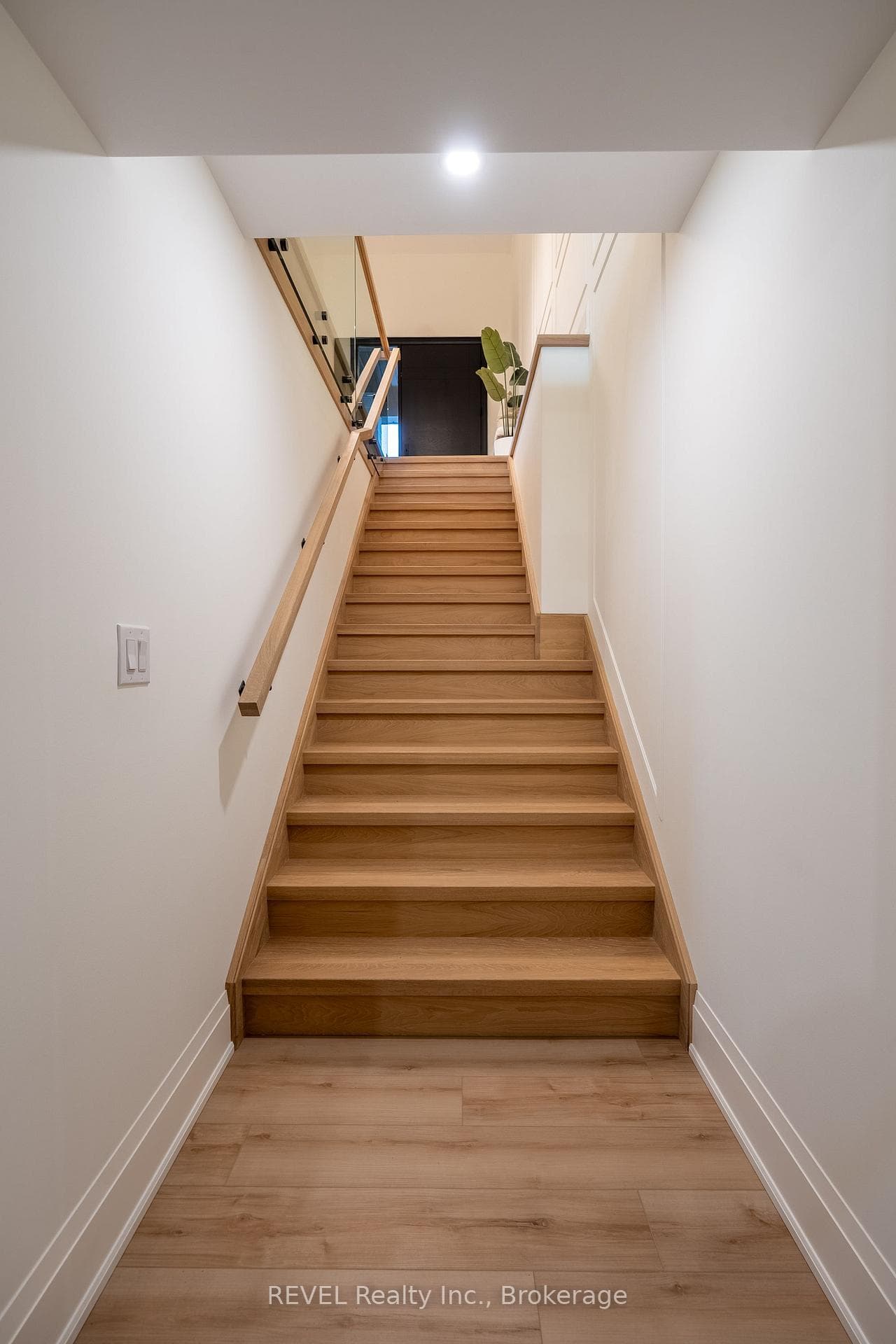9 Anchor Road photo 32
