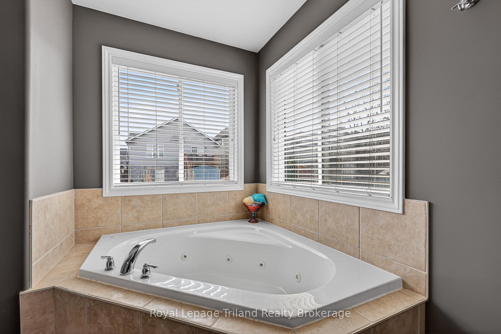 162 Forestway Trail photo 16