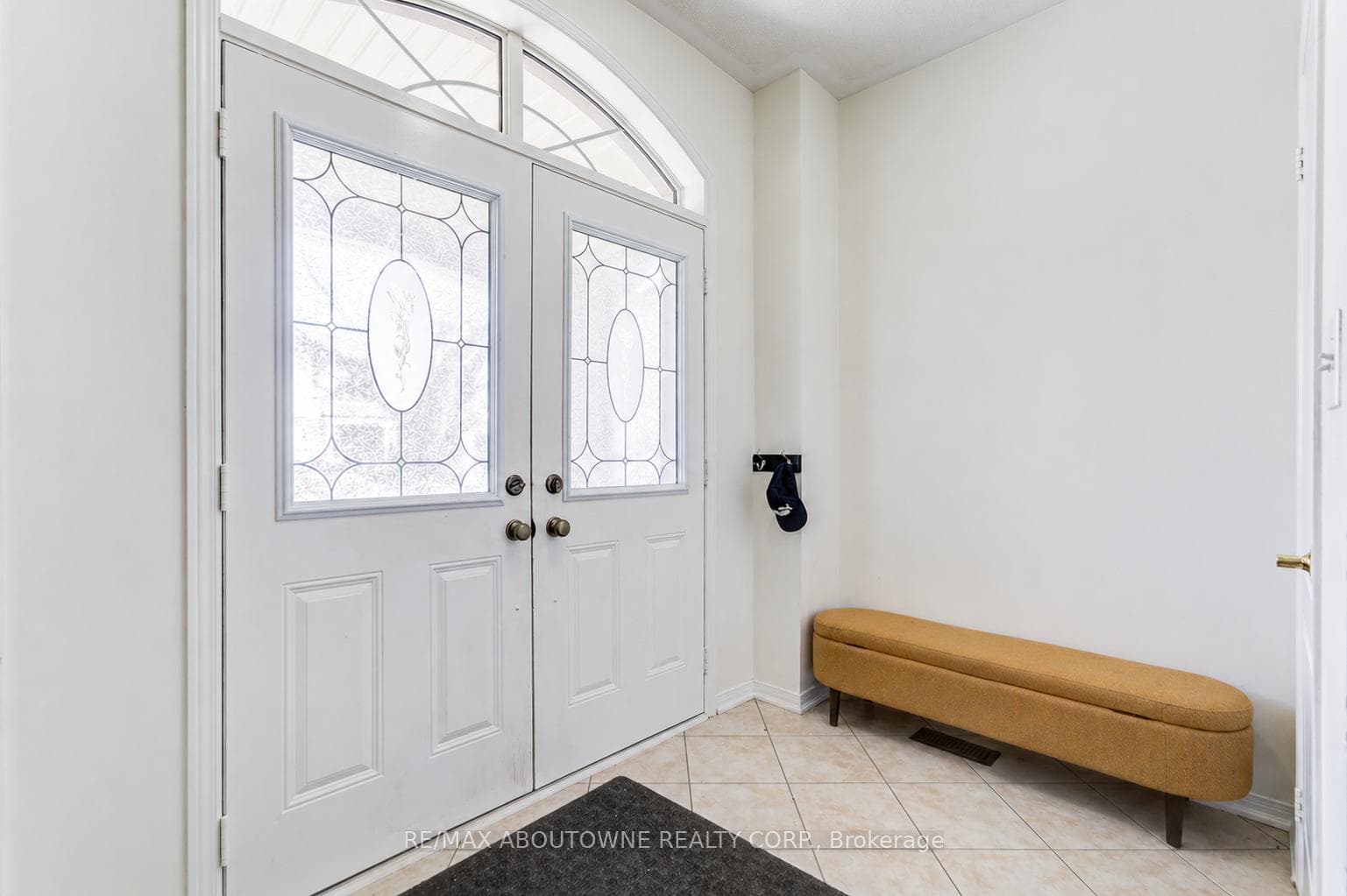 3058 Janice Drive photo 4