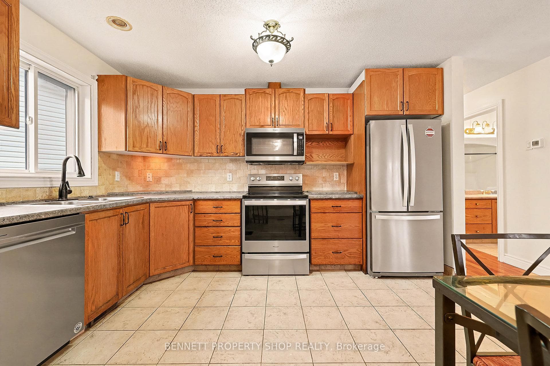 54 Barclay Street photo 5