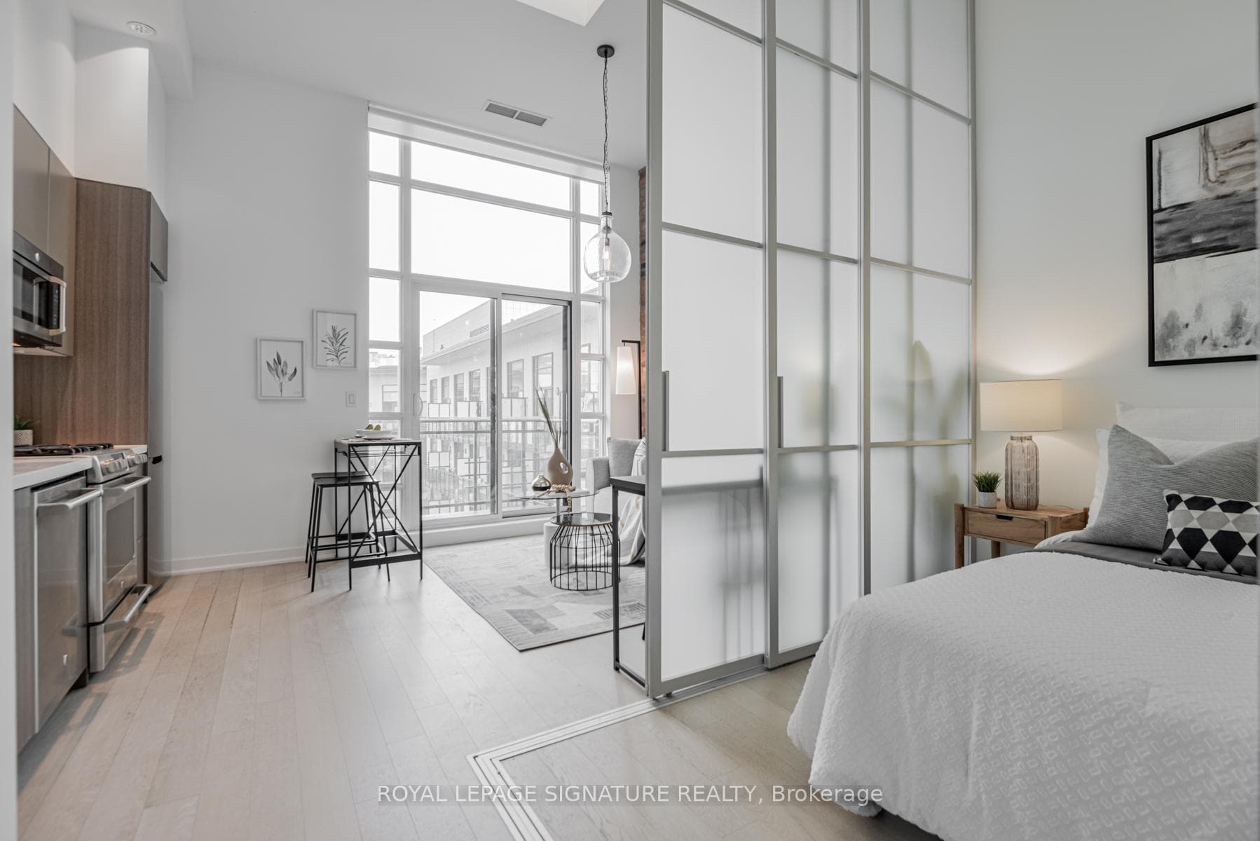 88 Colgate Avenue Unit PH34 photo 14