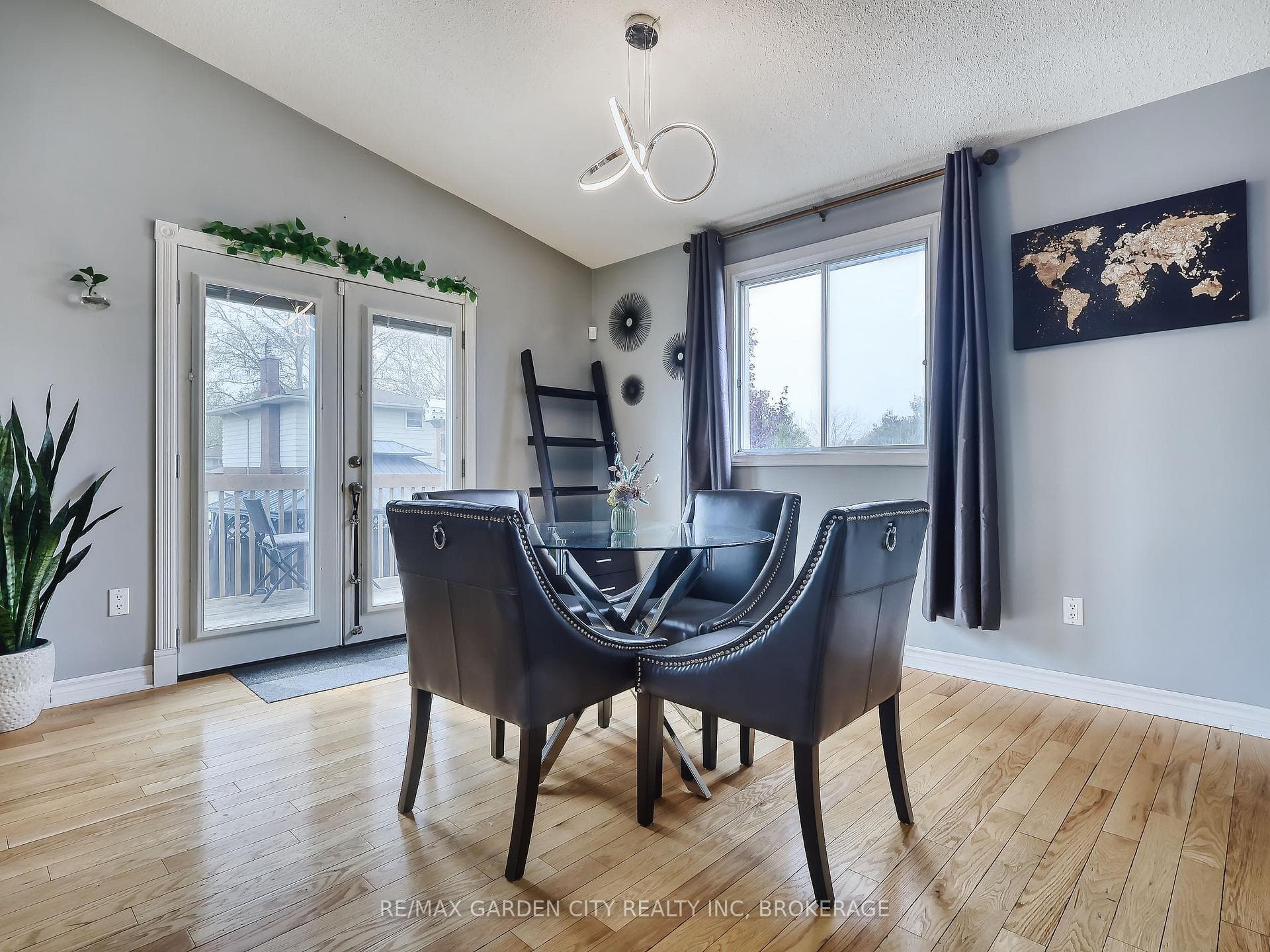 36 Rochelle Drive photo 12