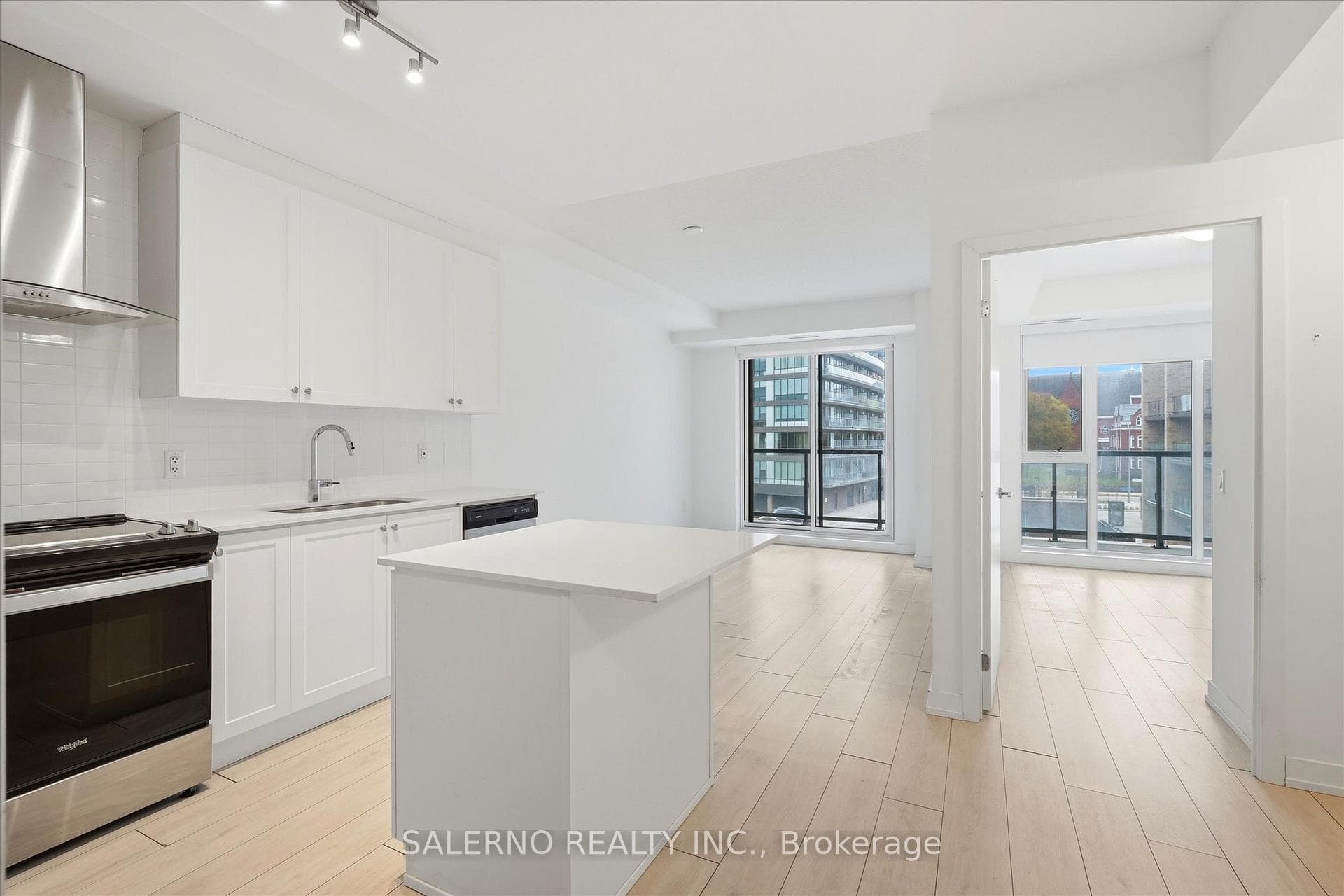 55 Duke Street Unit 329 photo 8