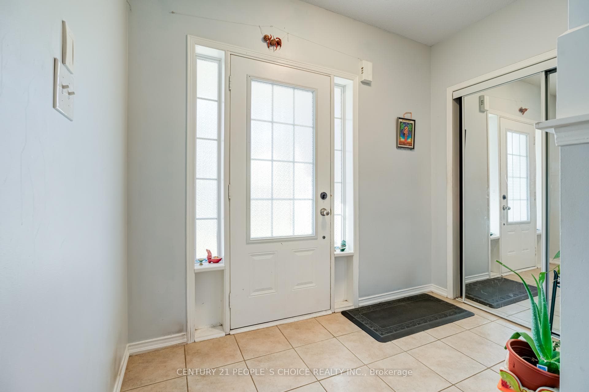 6 Kinrade Crescent photo 3
