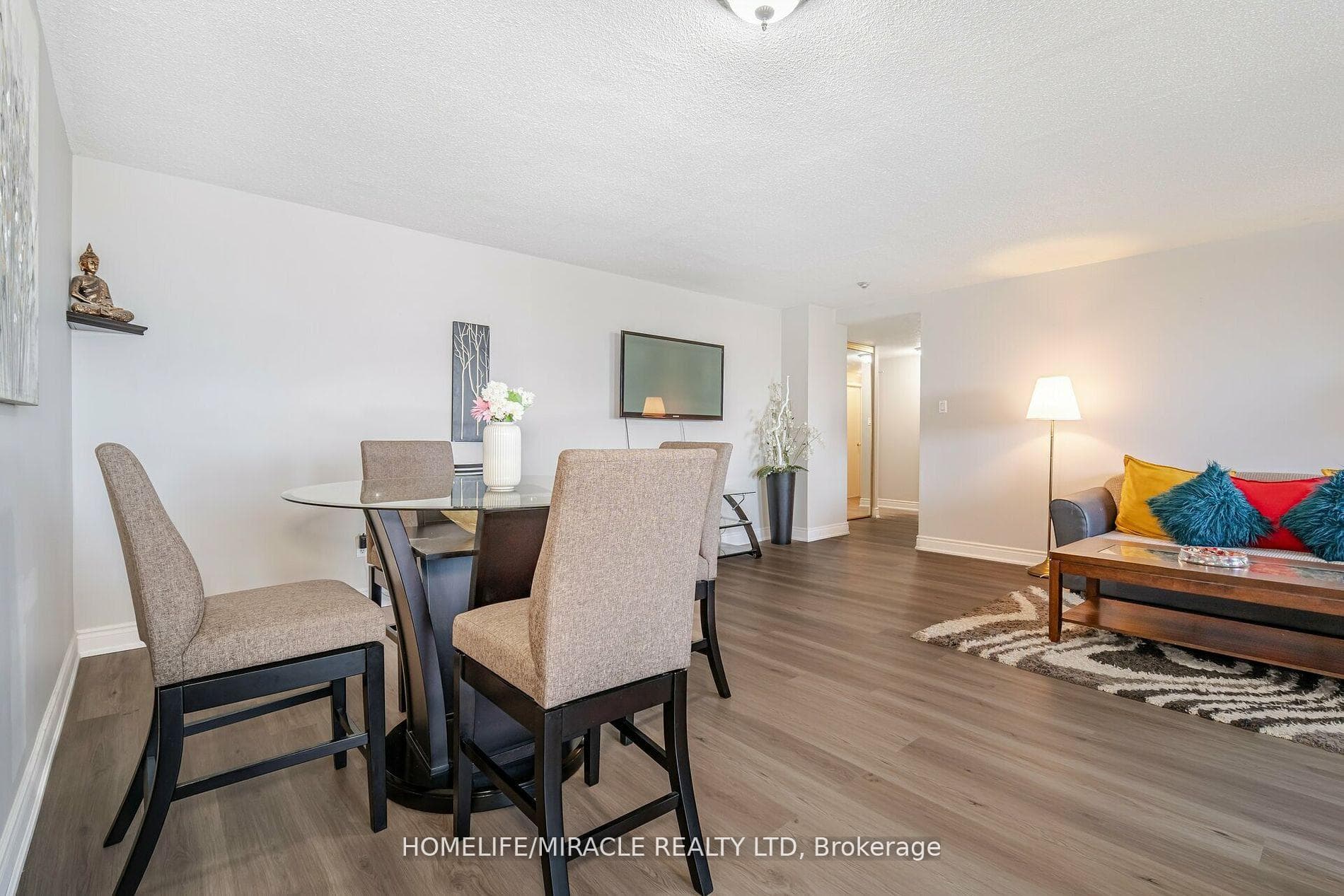 25 Kensington Road Unit 608 photo 13