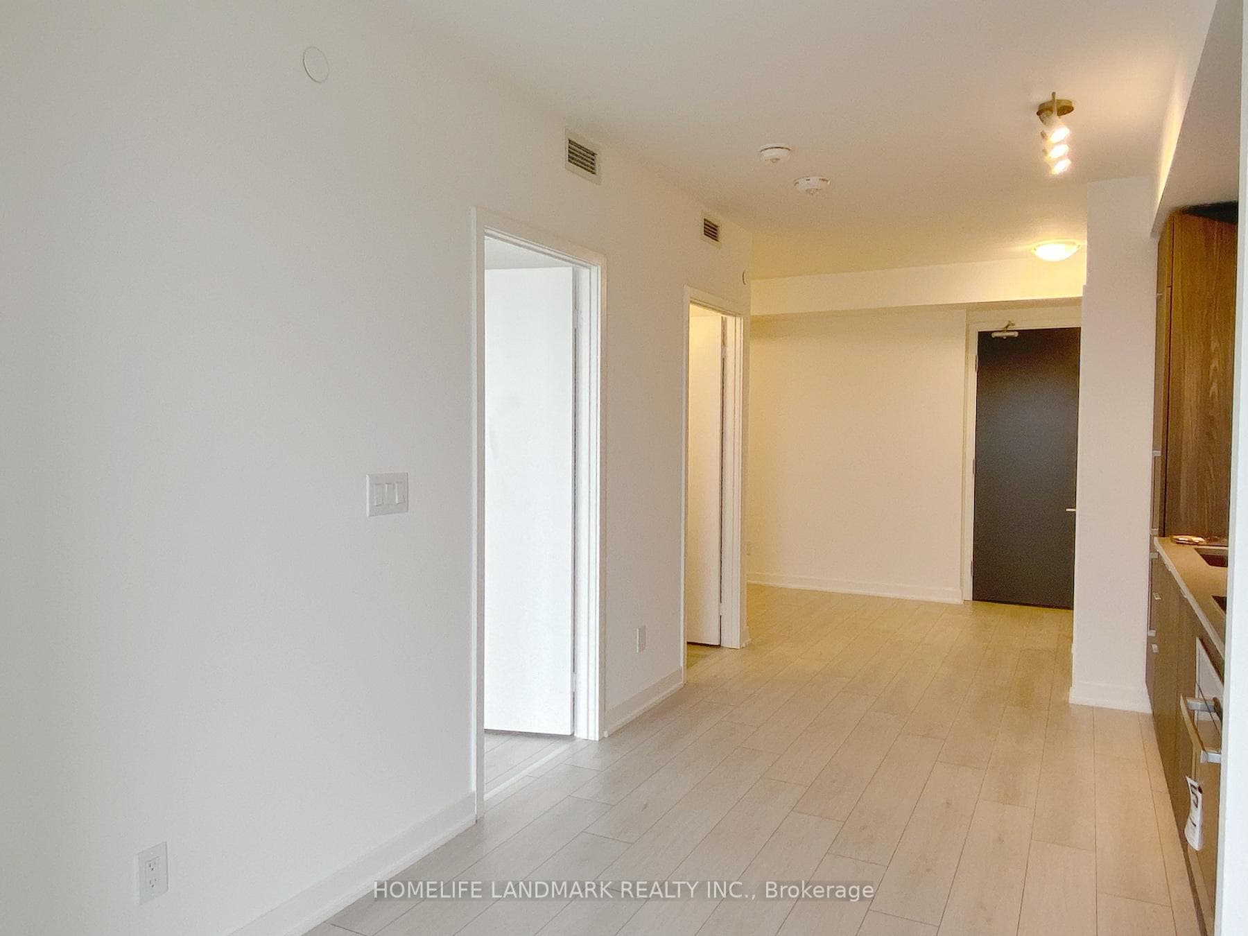 2031 Kennedy Road Unit 1727 photo 7