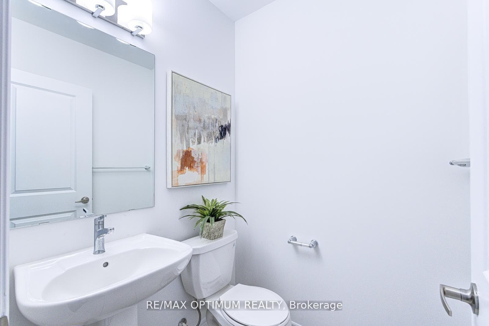 137 Fenchurch Manor photo 21