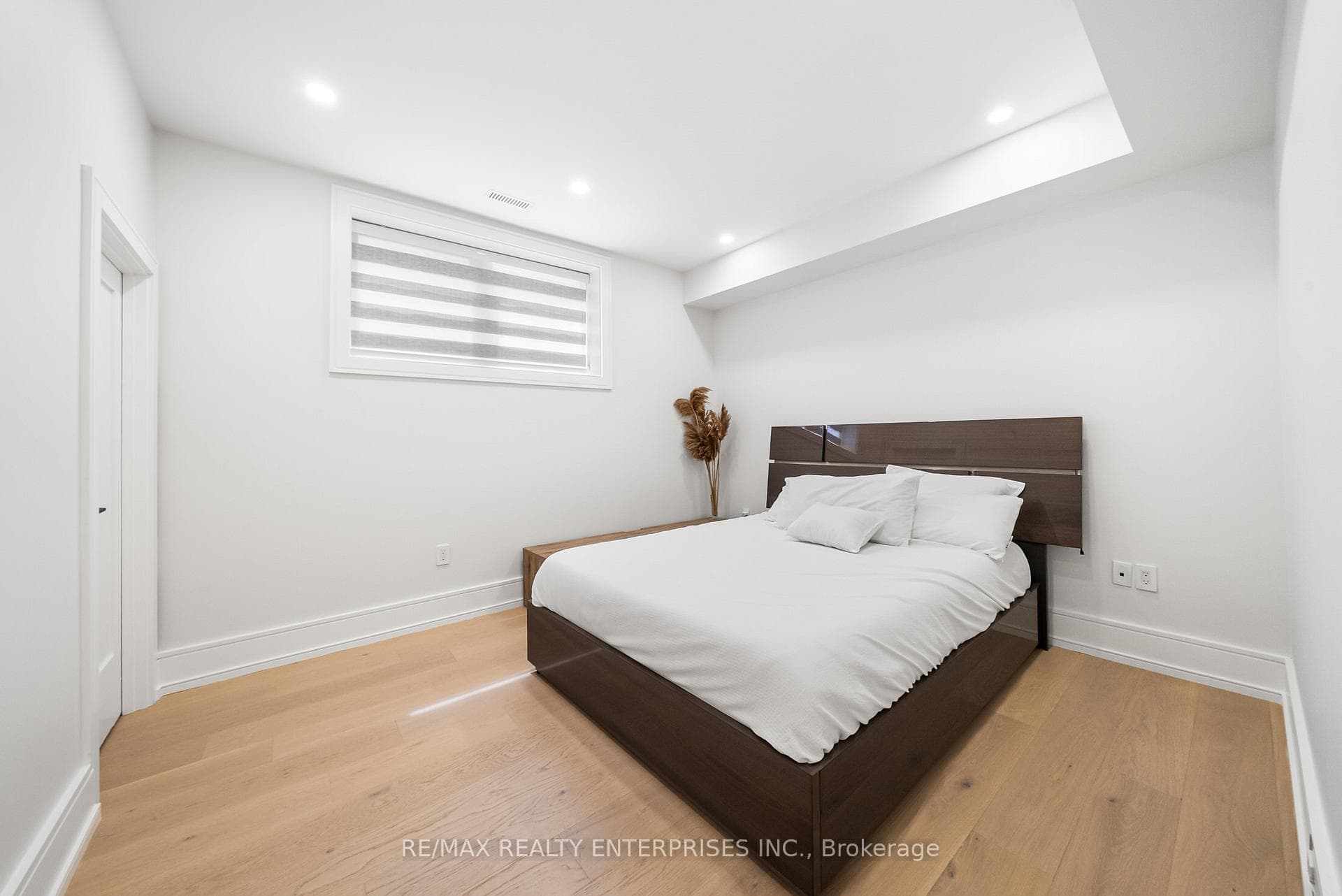 1362 Kenmuir Avenue photo 34