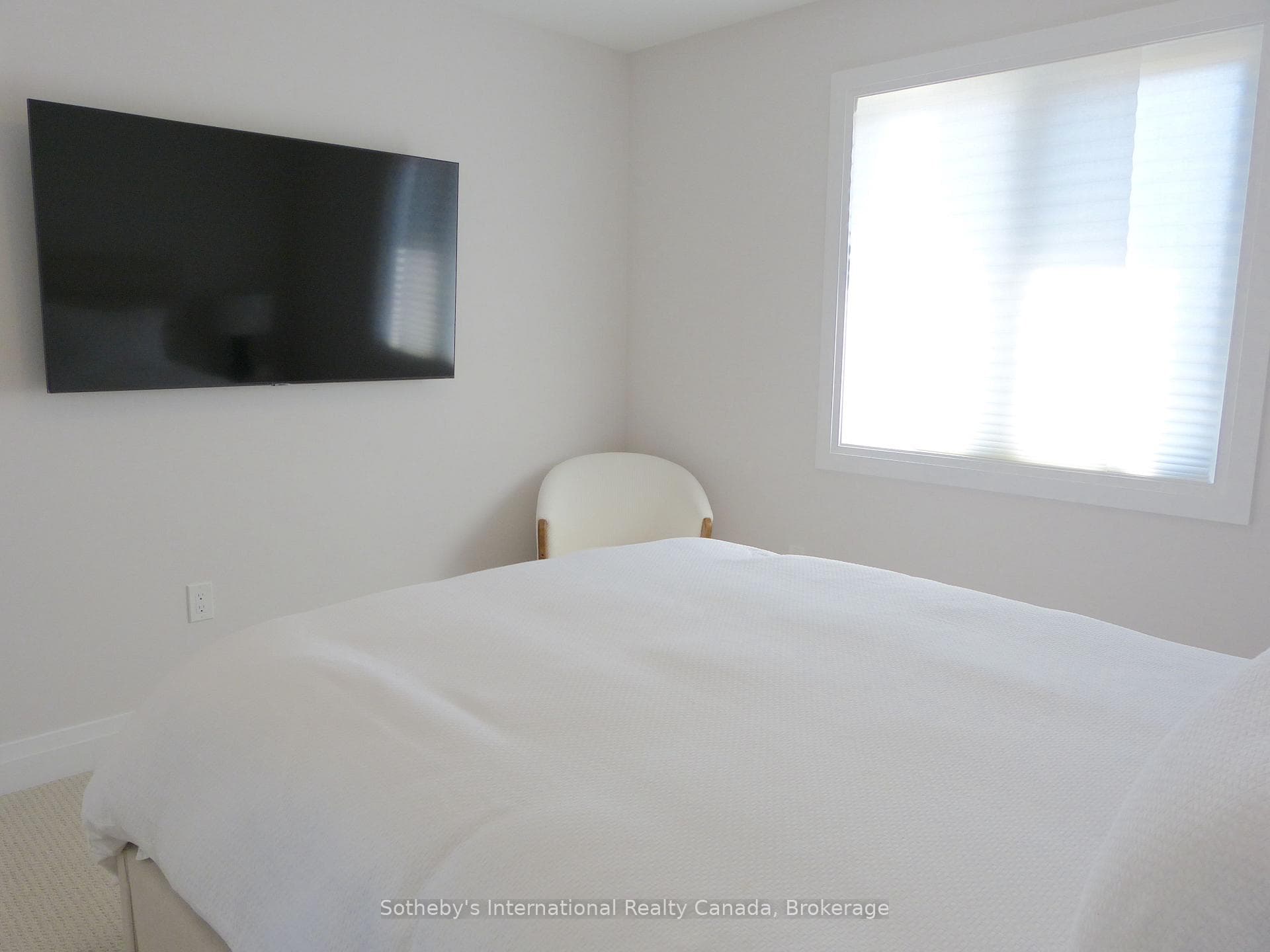 102 SLADDEN Court photo 21