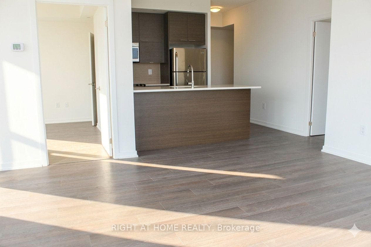 66 Forest Manor Road Unit 1212 photo 3
