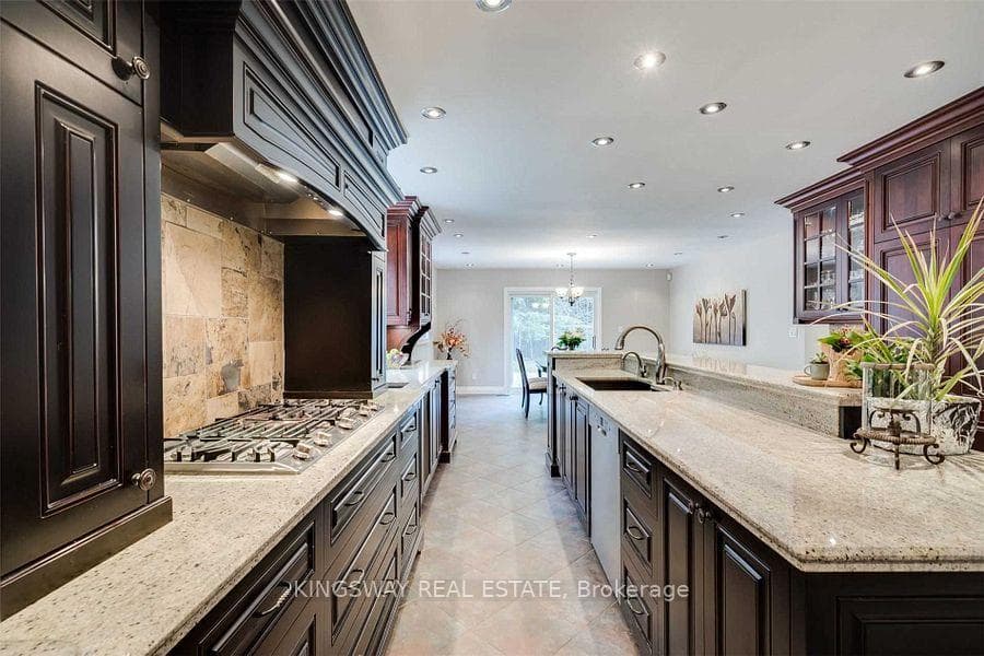 13169 Guelph Line photo 12