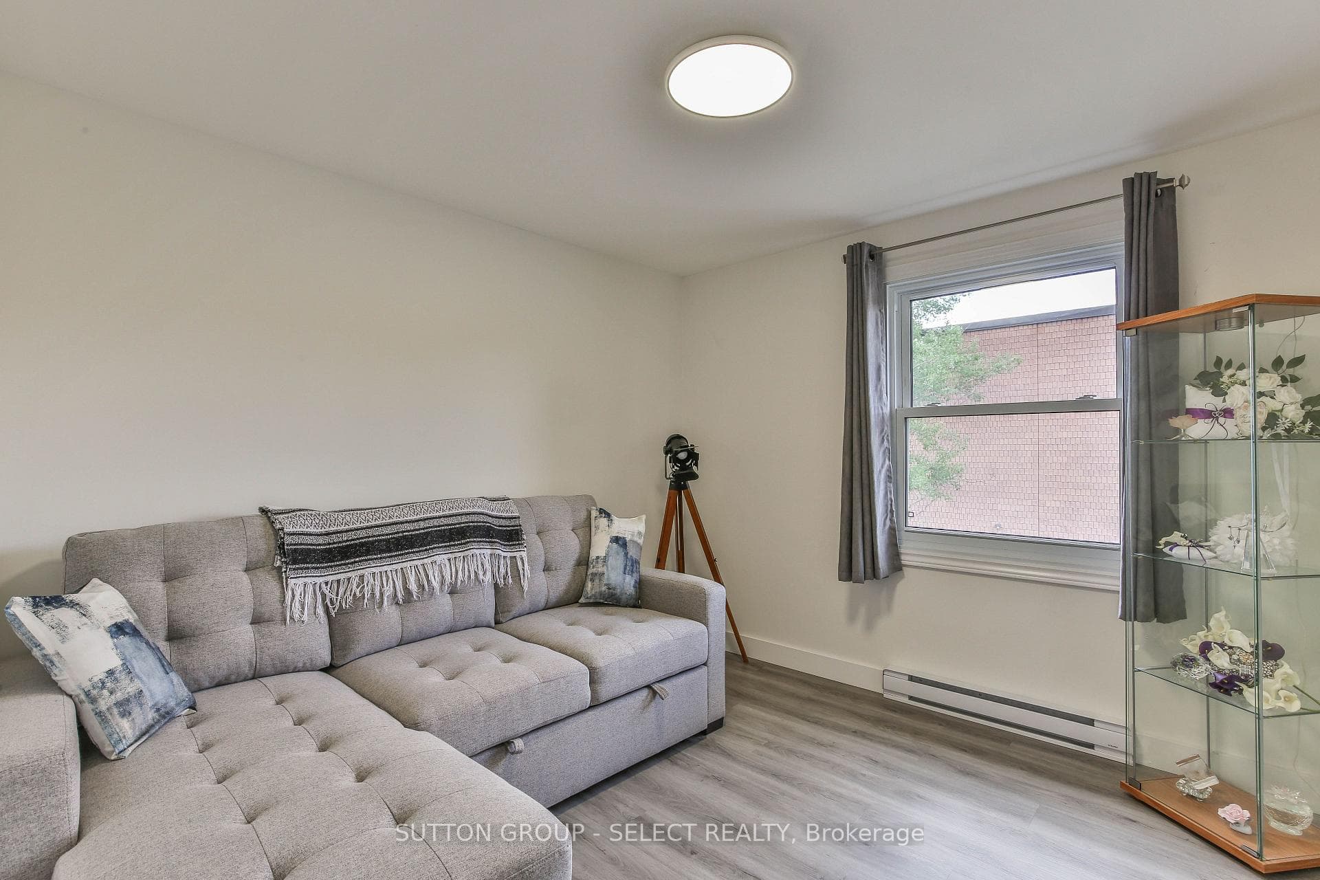 230 Clarke Road Unit 226 photo 24