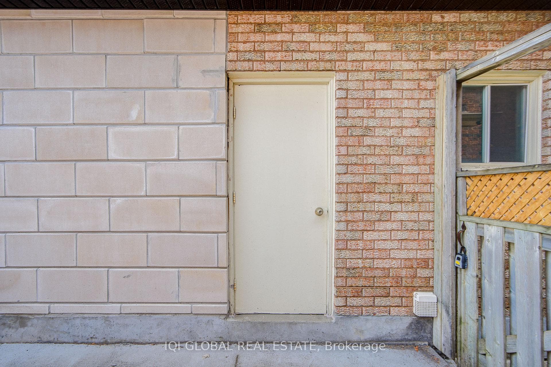 235 Belview Avenue photo 38