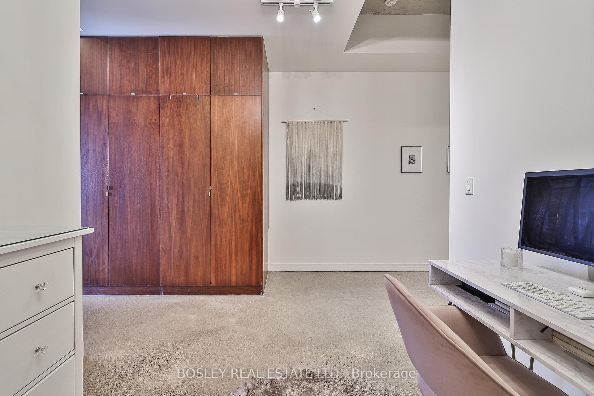 23 Brant Street Unit 1005 photo 26