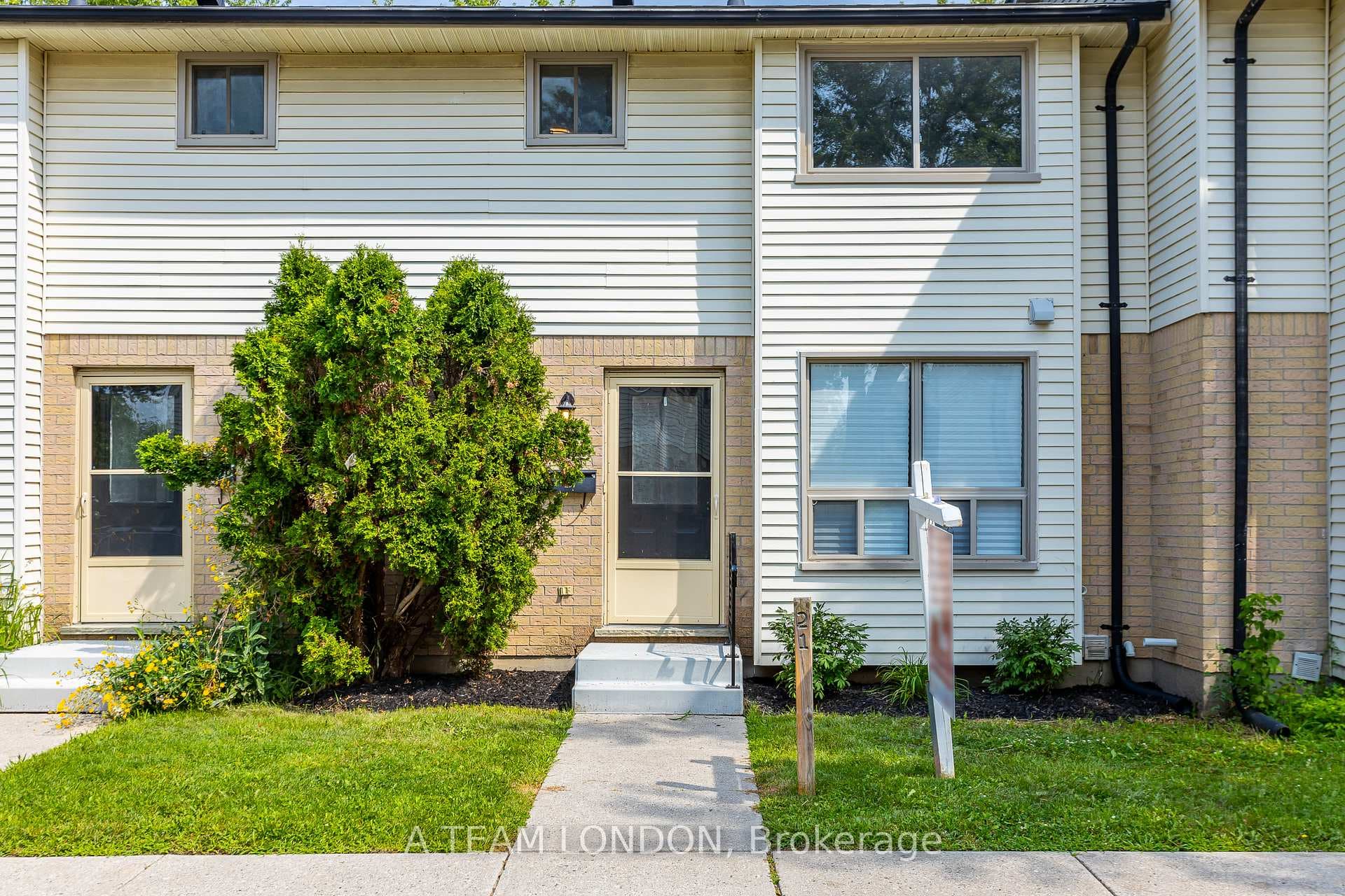 135 BELMONT Drive Unit 21 photo 3