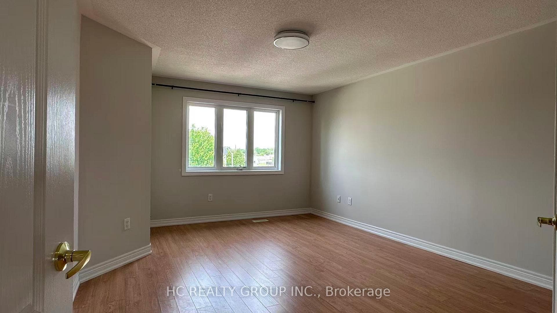 7 Lily Cup Avenue photo 15