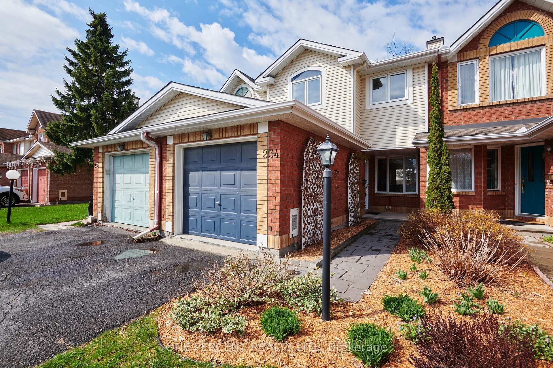 234 Beatrice Drive photo 2