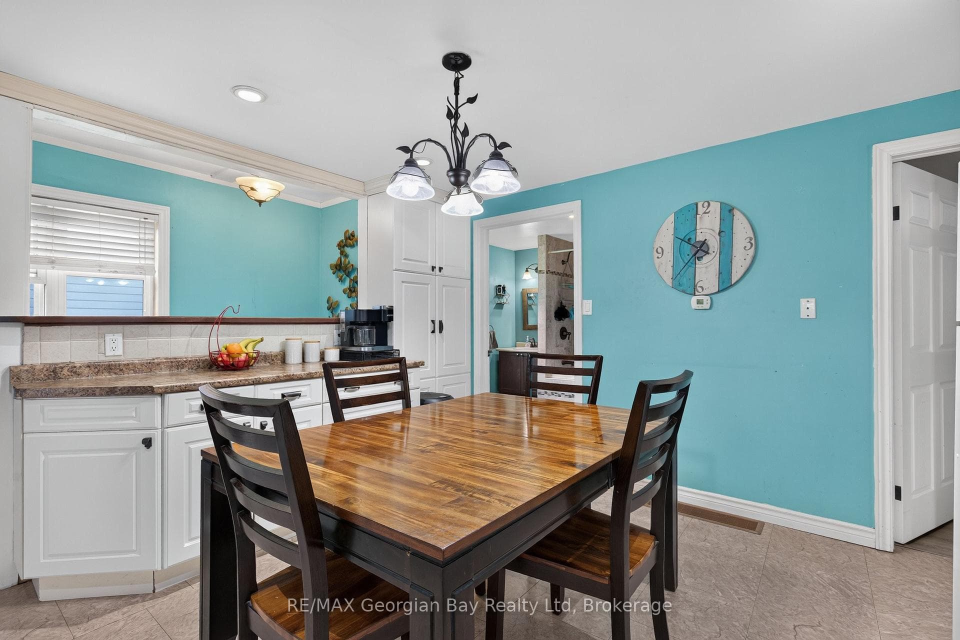 676 3rd Avenue photo 7