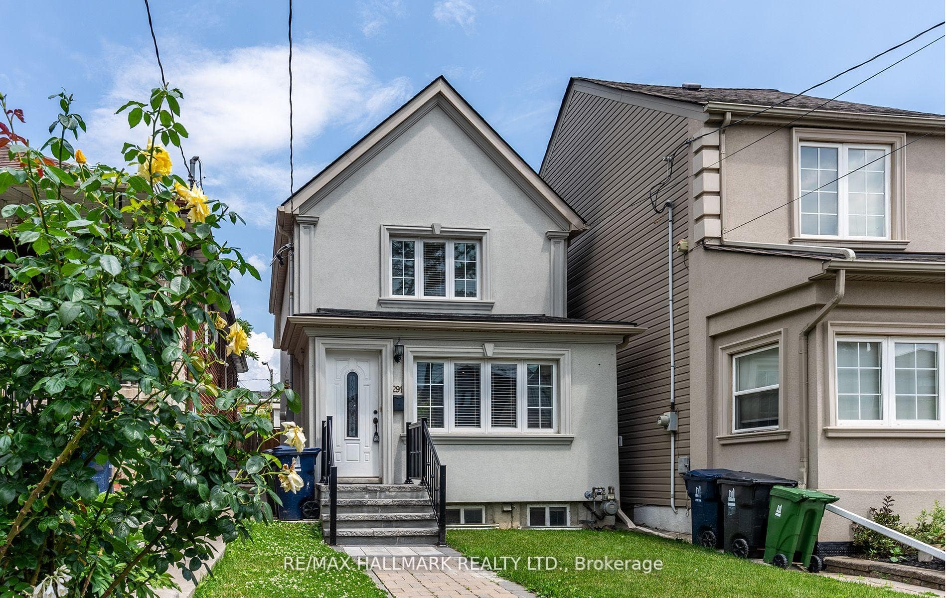 291 Boon Avenue photo 1