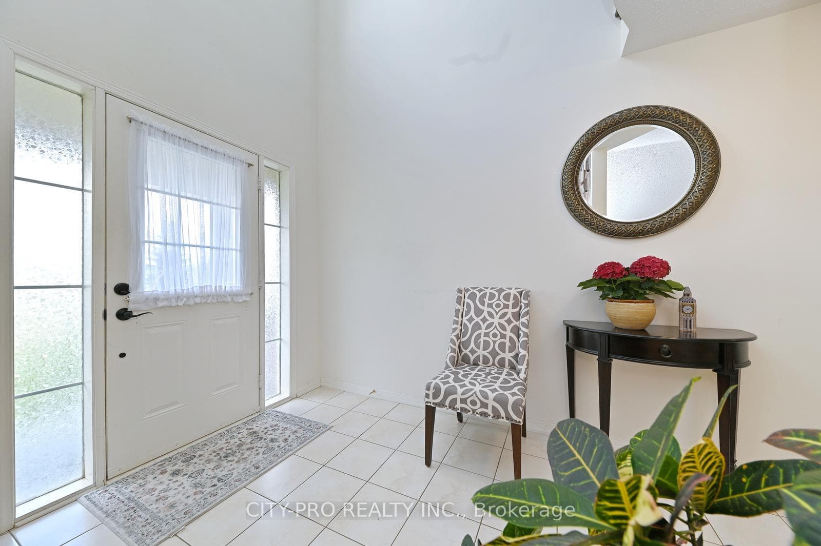 230 Duncan Lane photo 8