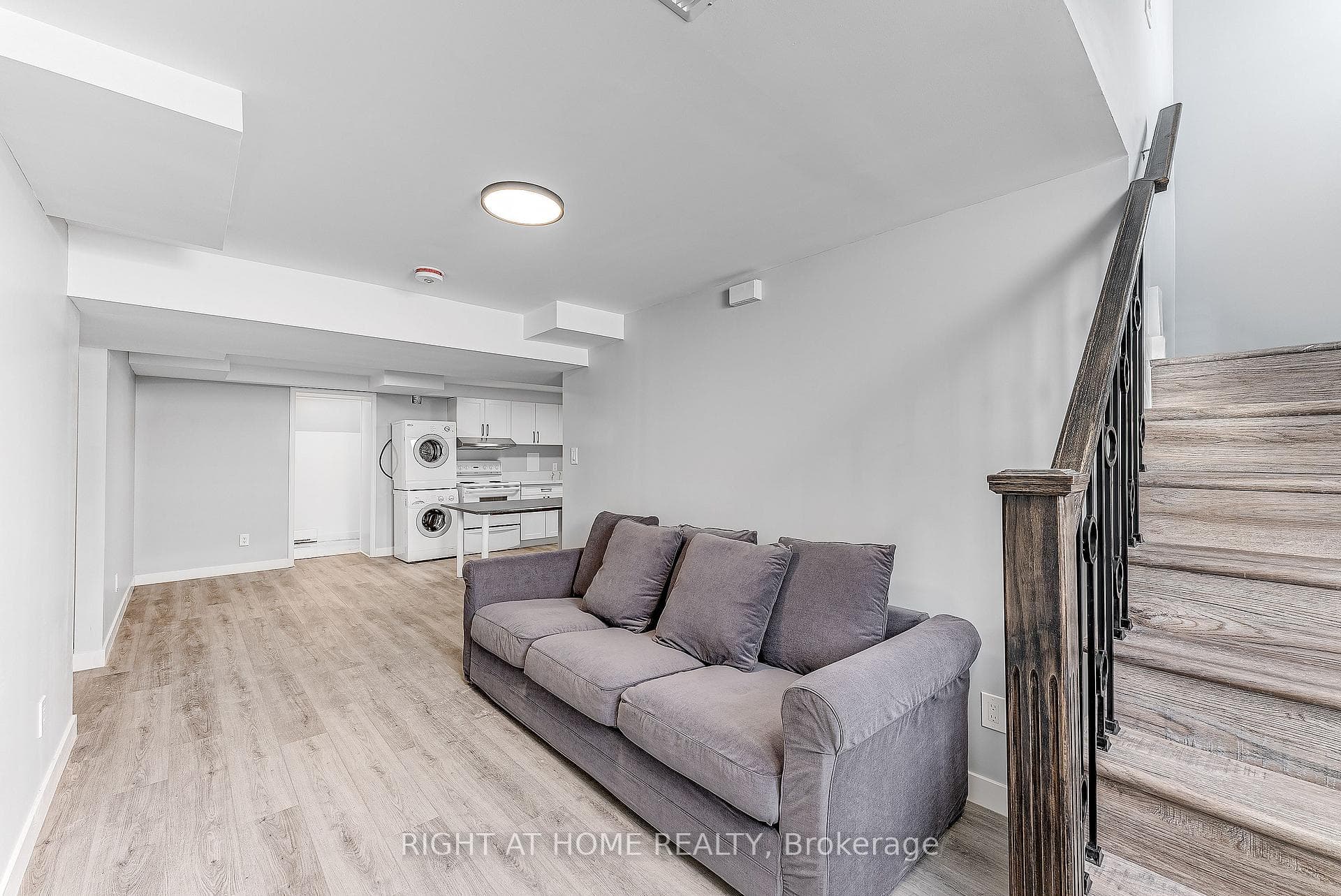 902 Kenzie Street Unit B photo 5