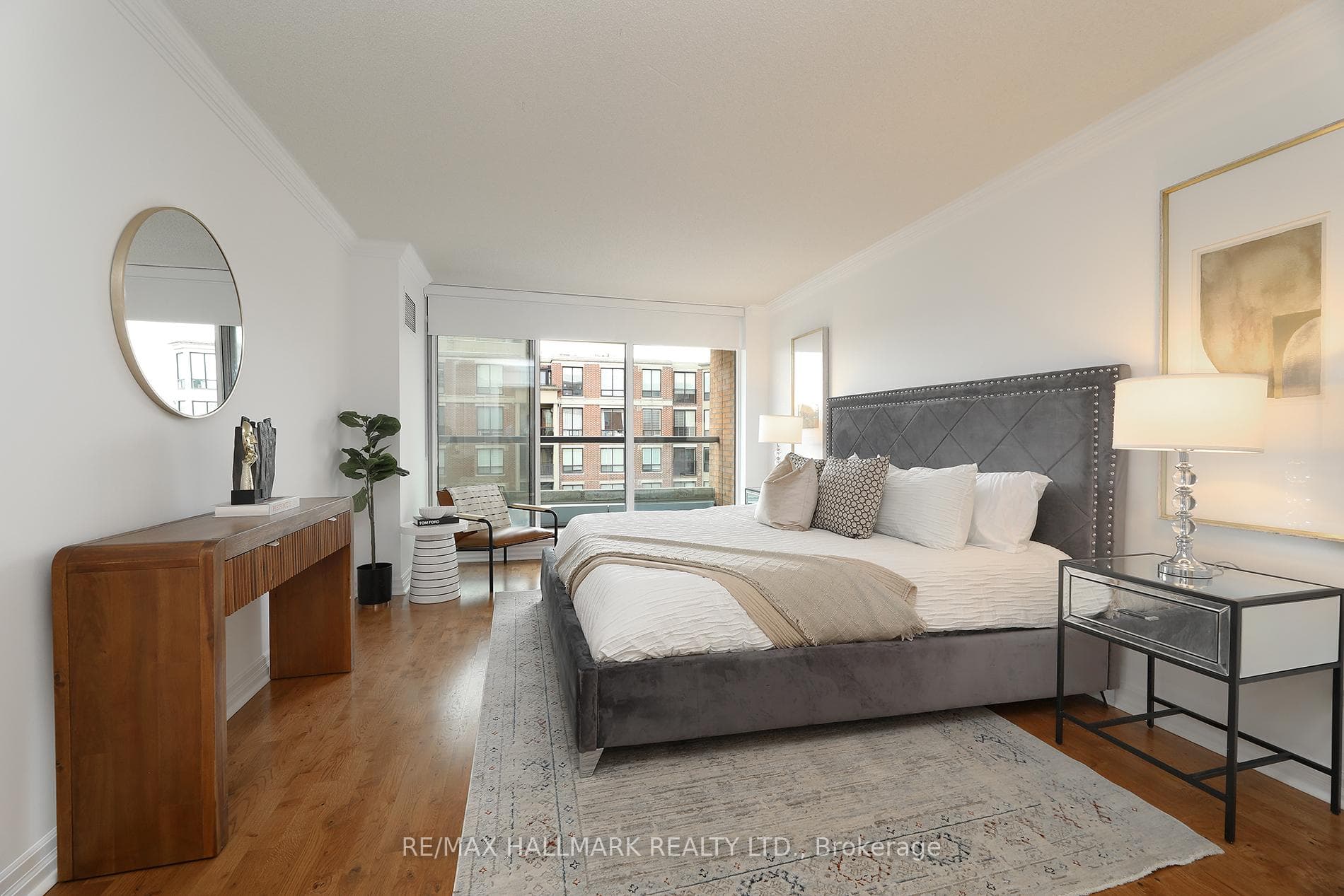 2727 Yonge Street Unit 609 photo 22