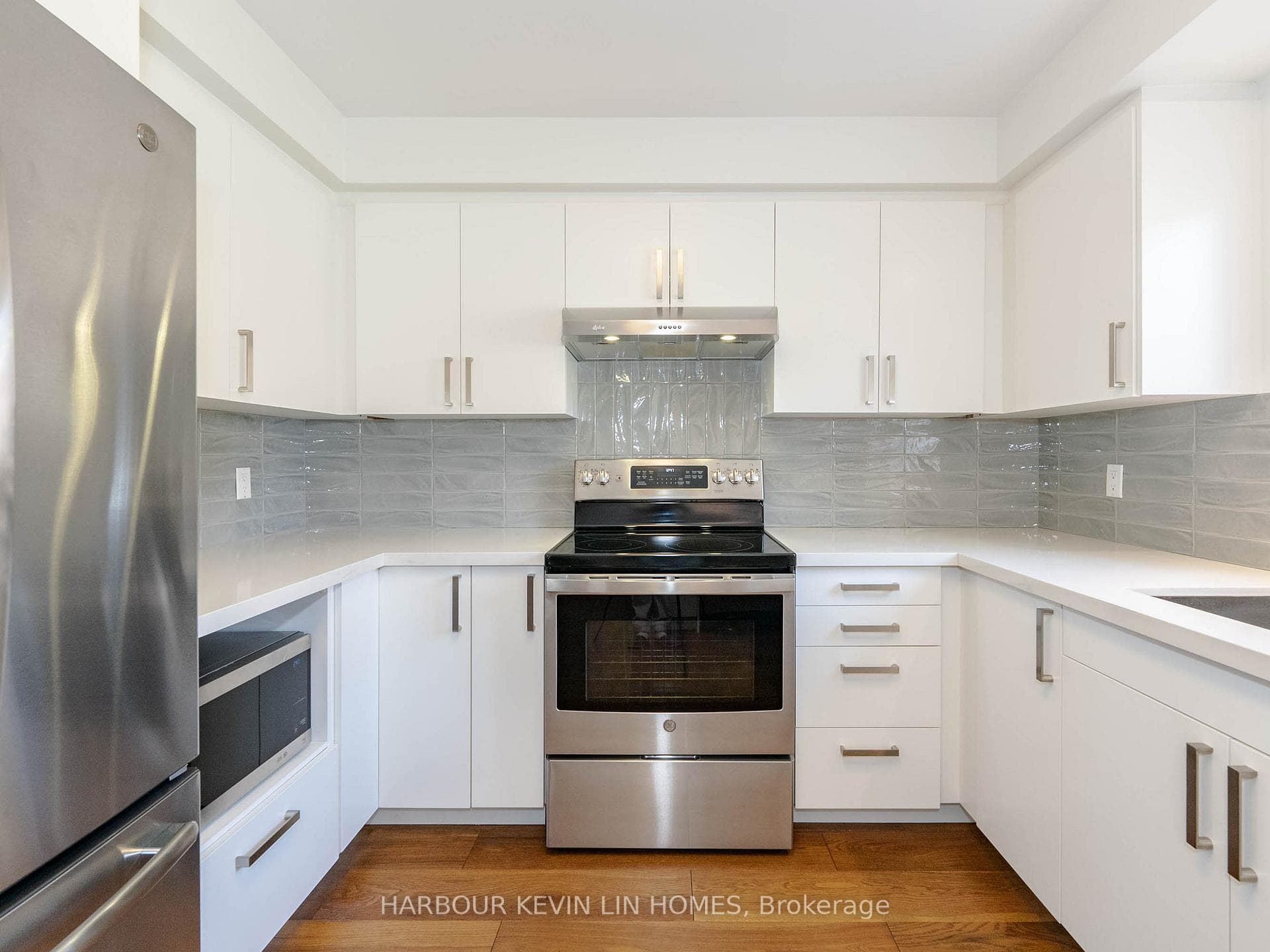 76 Hazelmere Drive photo 14