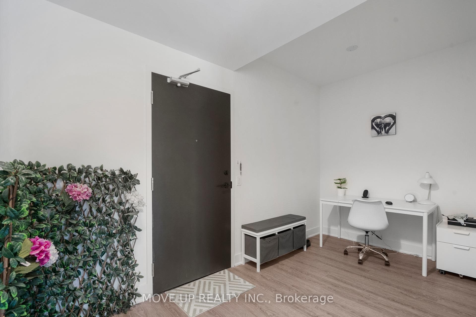185 Deerfield Road Unit 310 photo 6