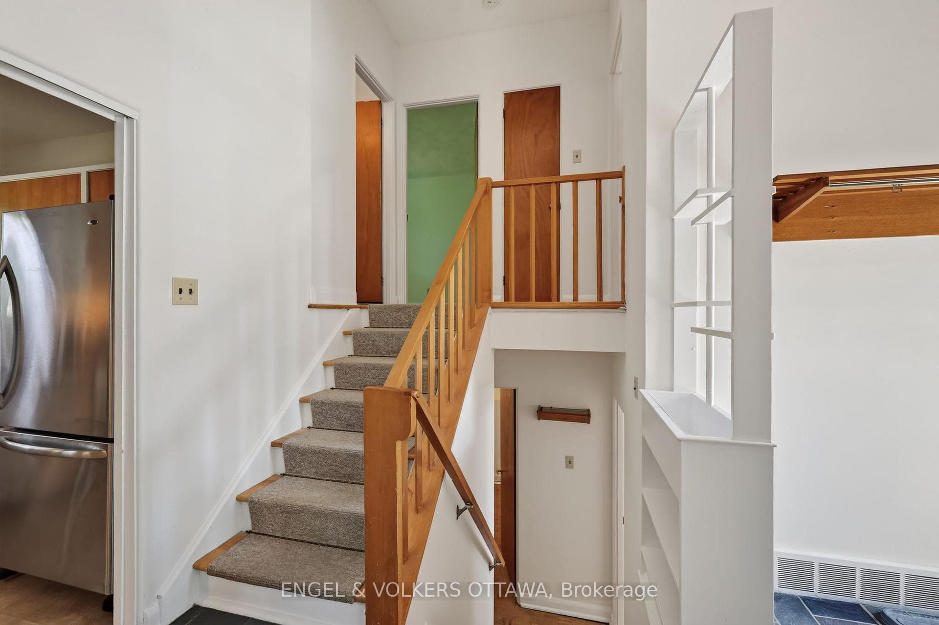 1363 Heron Road photo 14