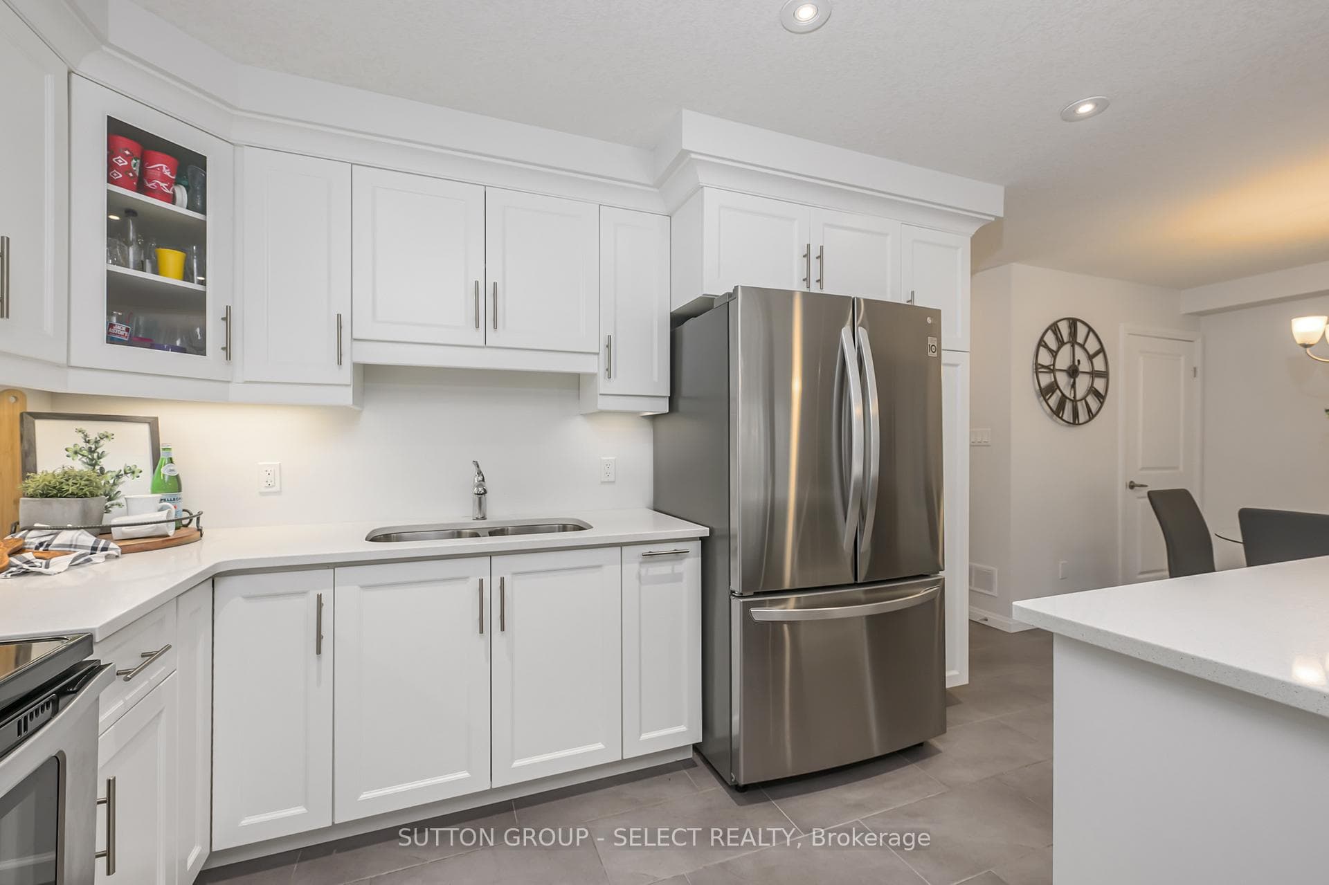 2040 Shore Road Unit 48 photo 10
