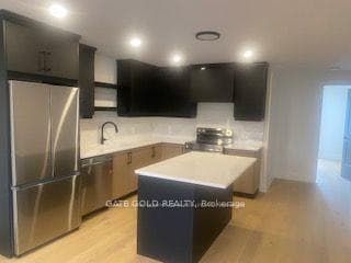 7520 Splendour Dr Drive Unit UPPER photo 7