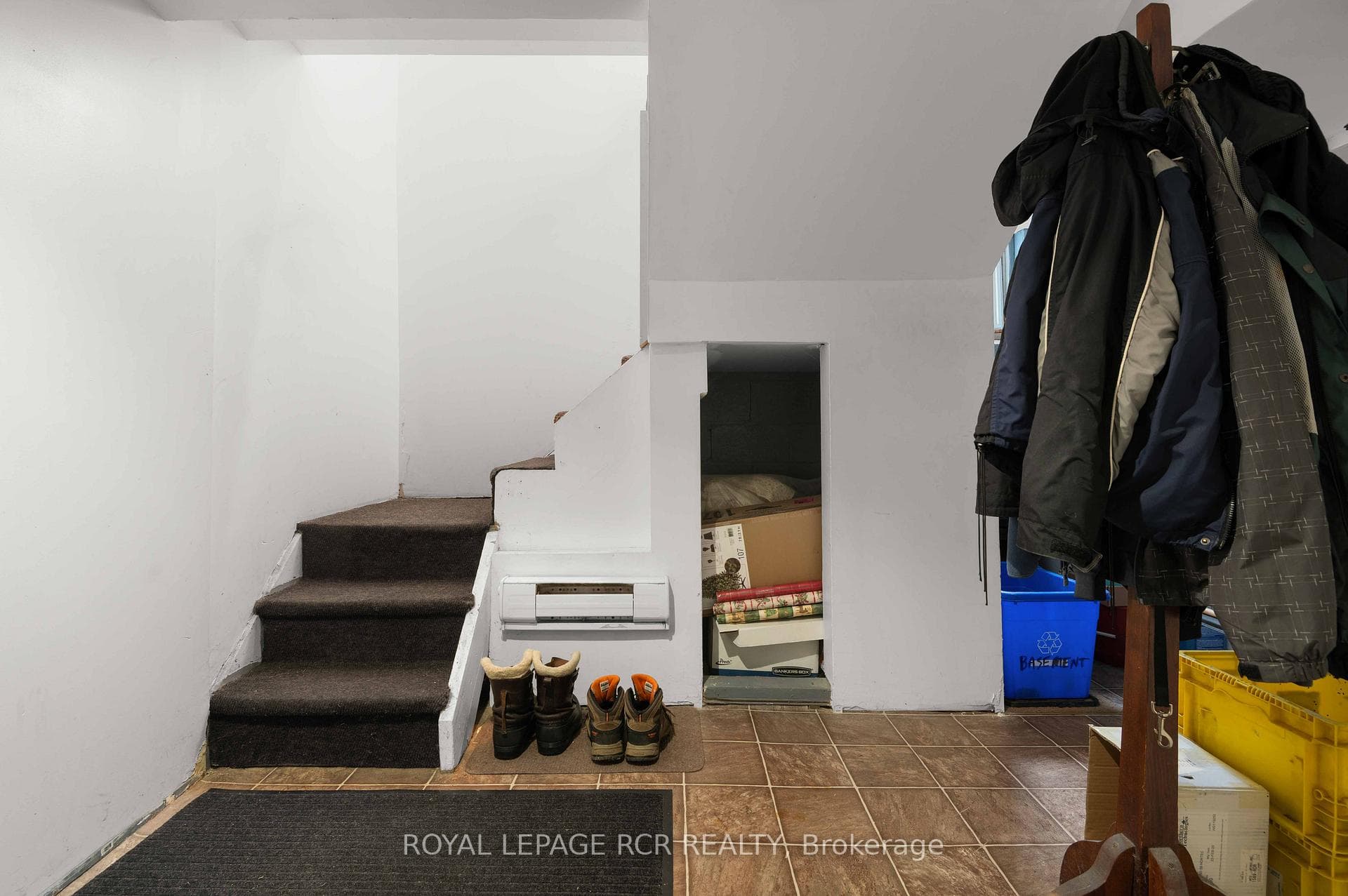 86 Bythia Street photo 35