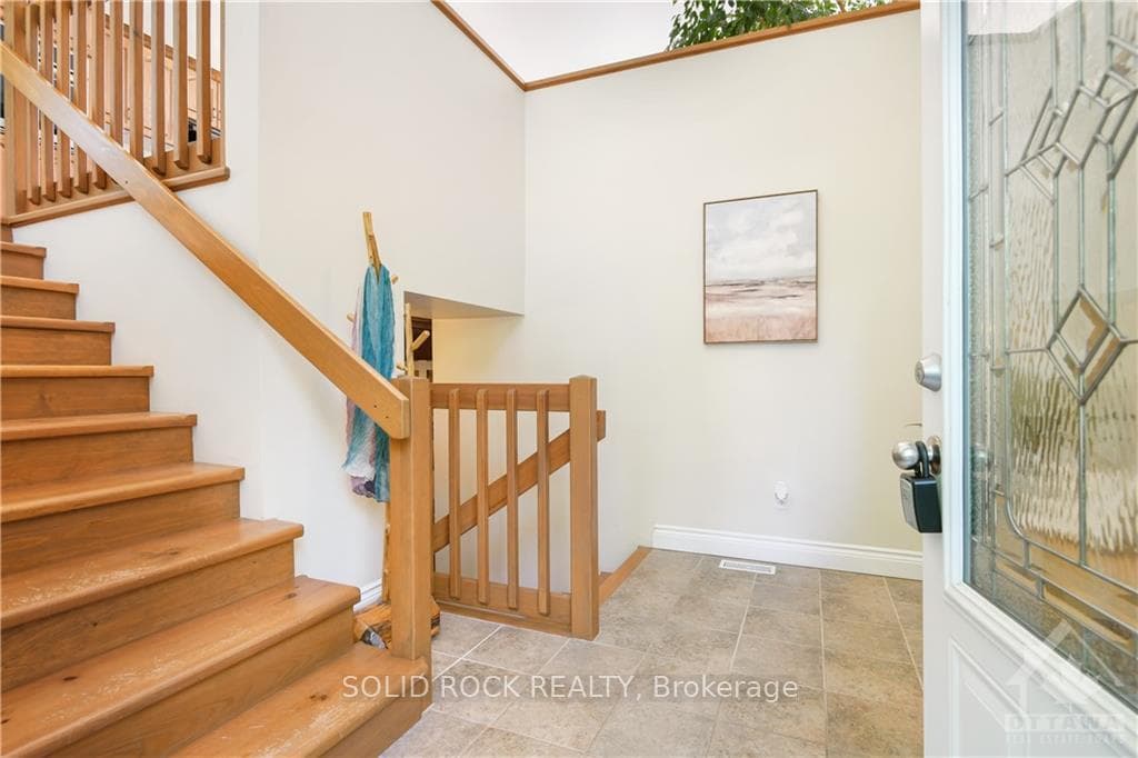 1514 WHITTON Road photo 4