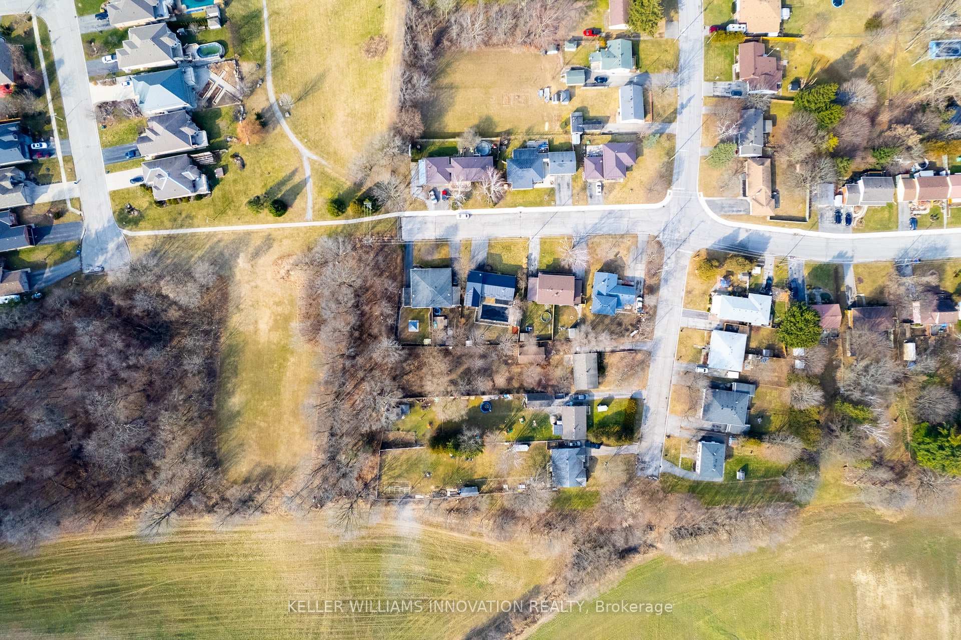 76 Parker Drive photo 6