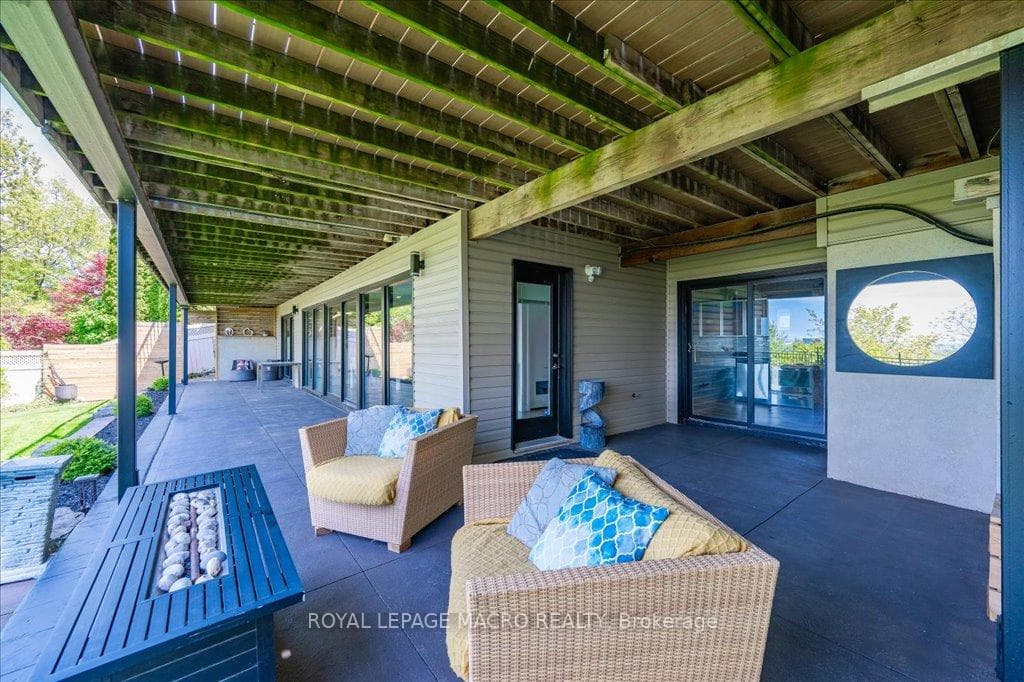 33 Leslie Drive photo 43