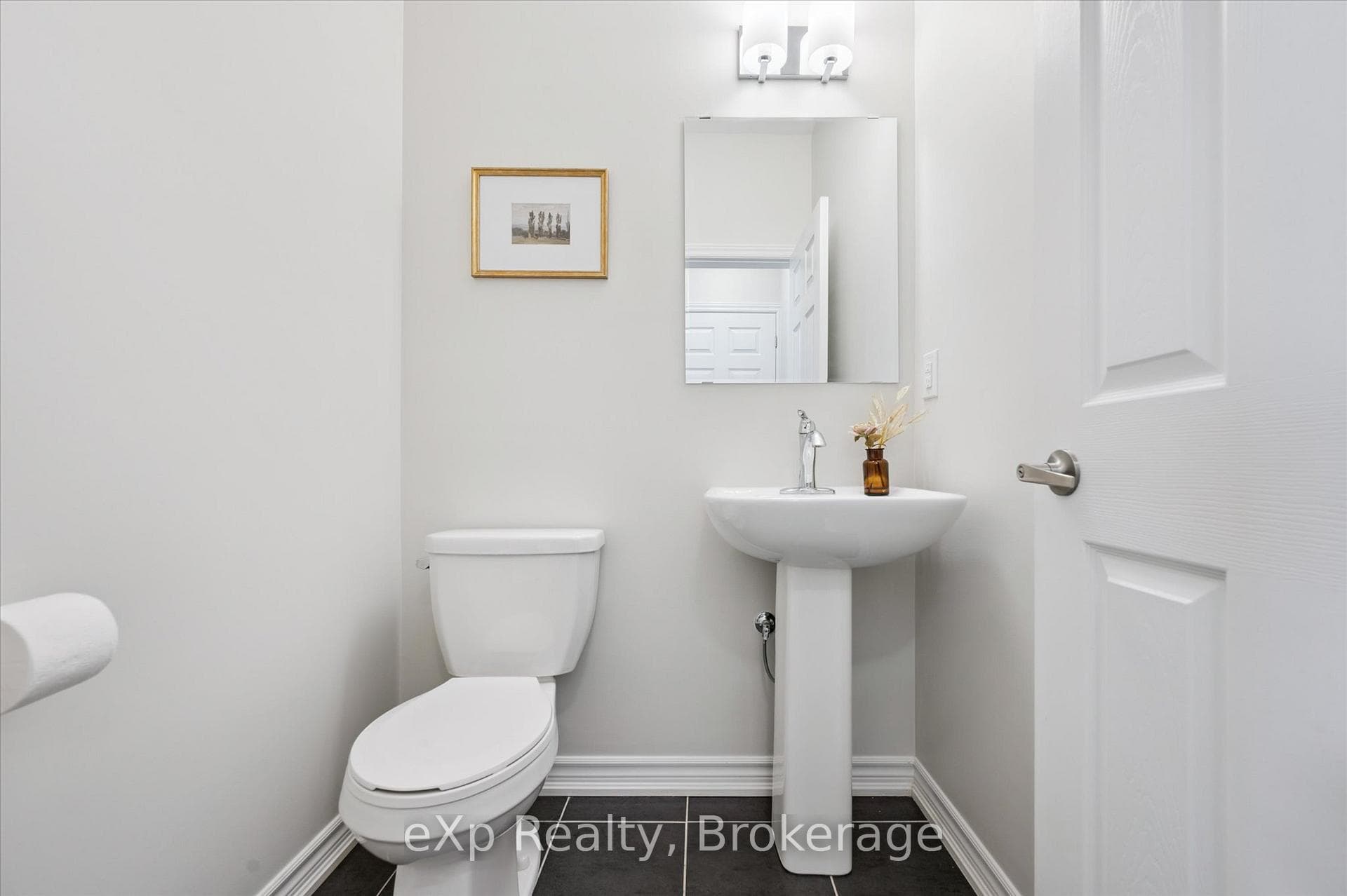 147 Farley Road photo 22