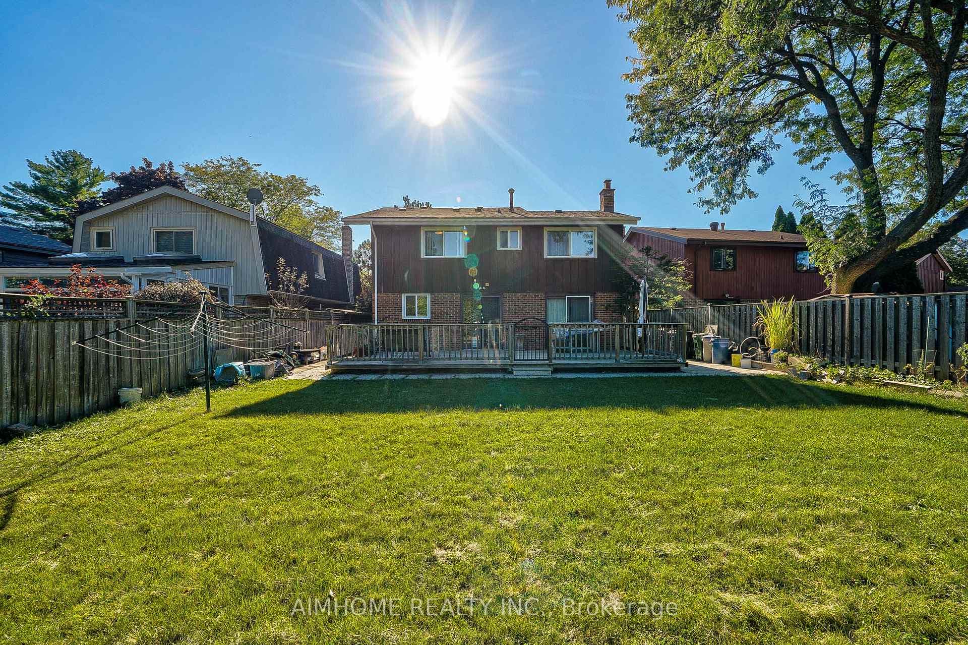 27 Macklingate Court photo 39