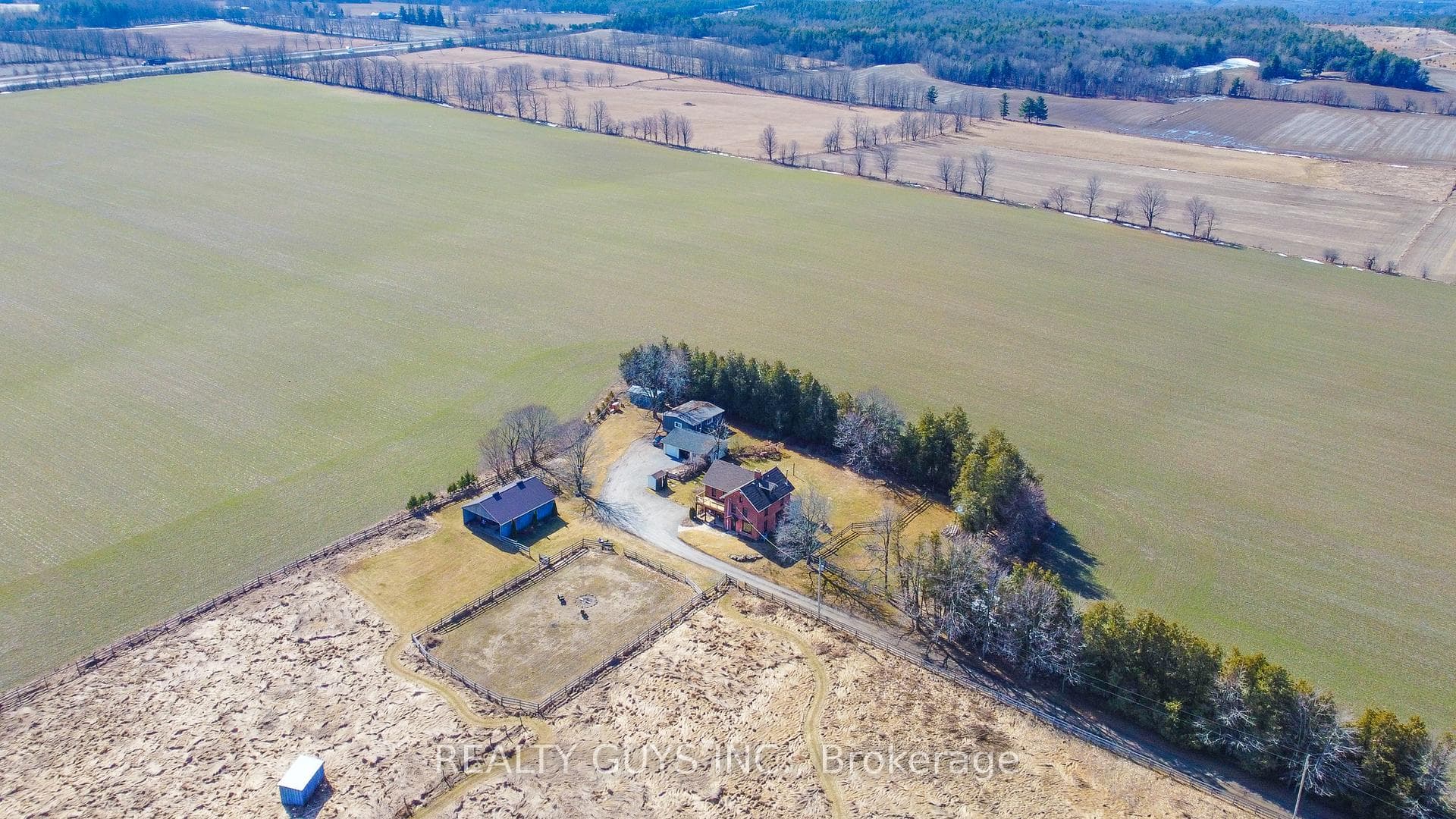 169 Fallis Line photo 40