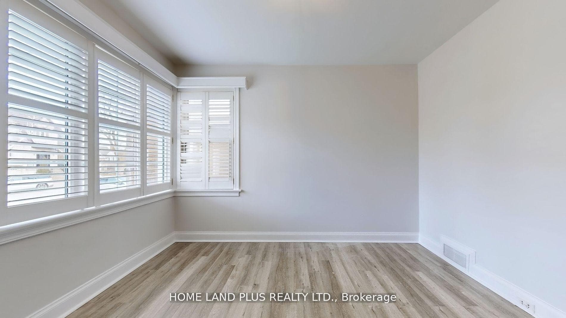 257 Joicey Boulevard photo 26