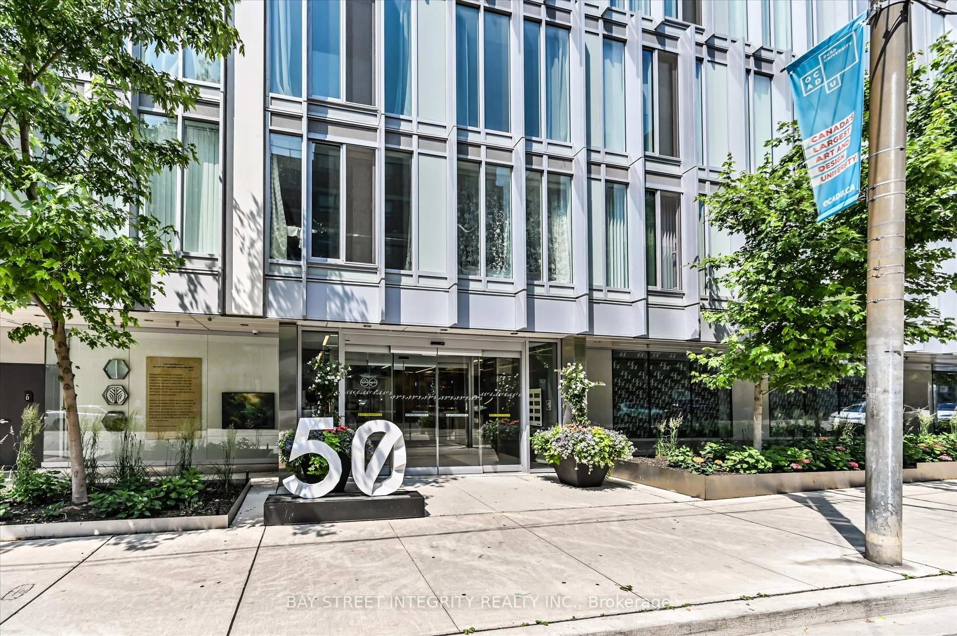 50 Mccaul Street Unit 1001 photo 4