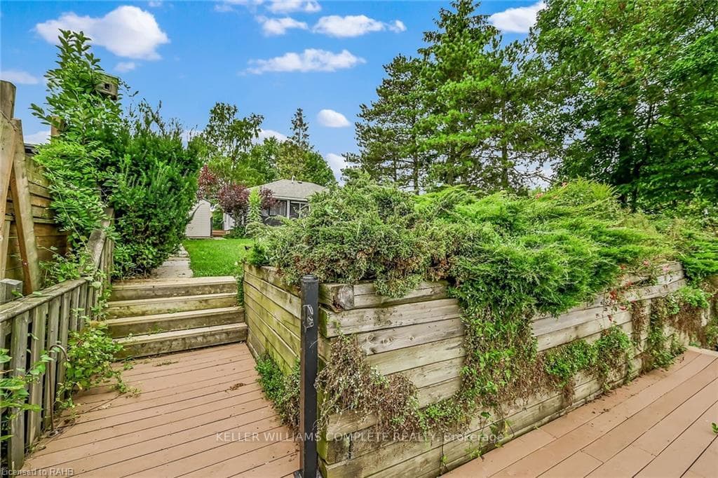 74 Wilcox Drive photo 29