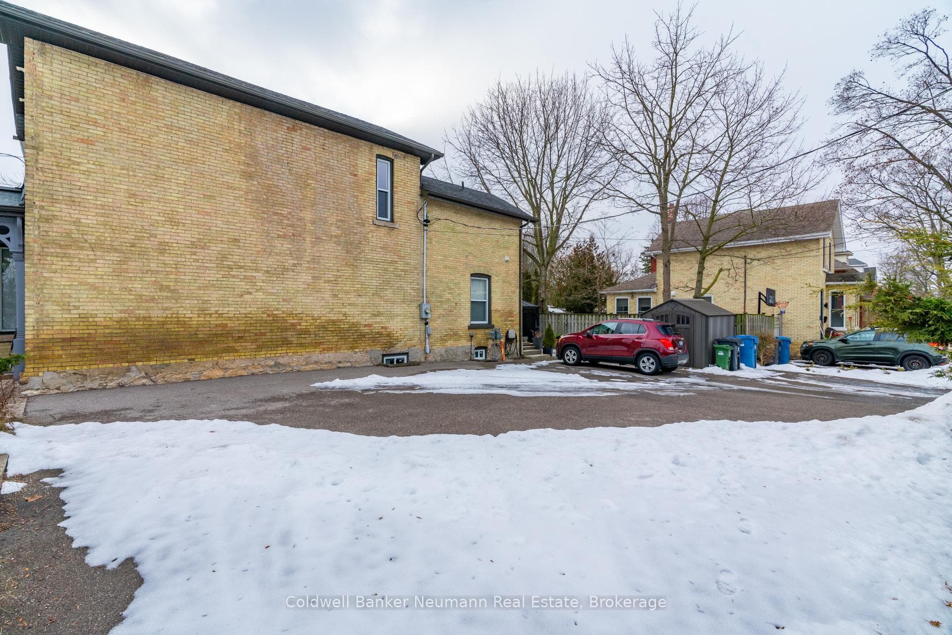 394 Woolwich Street photo 33