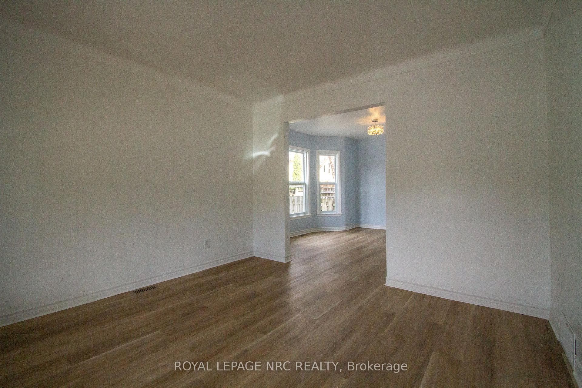 4900 St Clair Avenue photo 5
