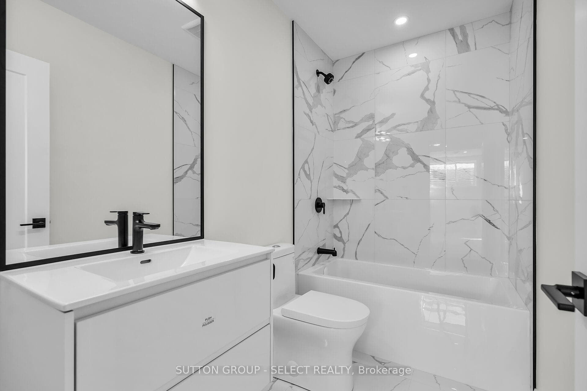 58 Briscoe Crescent photo 39