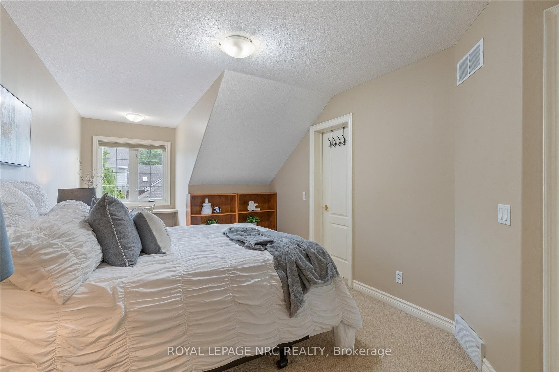 11 Lakeside Drive Unit 50 photo 23
